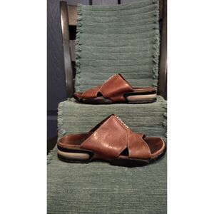 Cole‎ Haan Women's 7B Brown Leather Upper Slip On Sandals